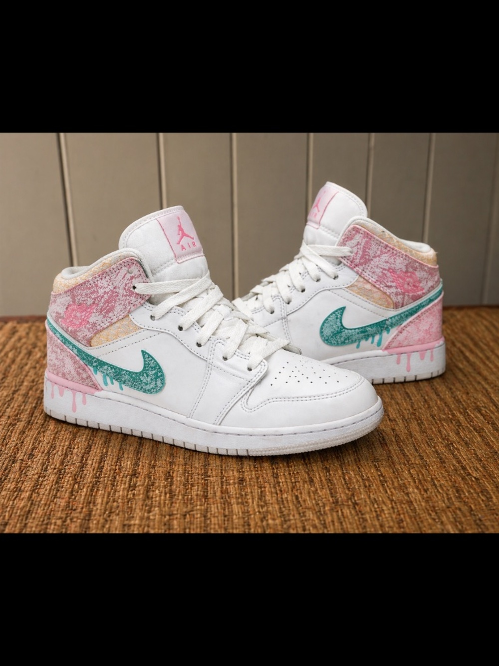 NIKE JORDAN PAINT DRIP